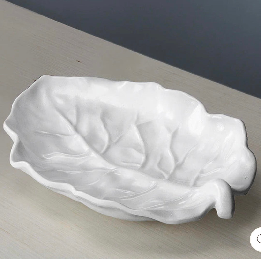 Vida Lettuce Leaf Platter, Medium | Beatriz Ball