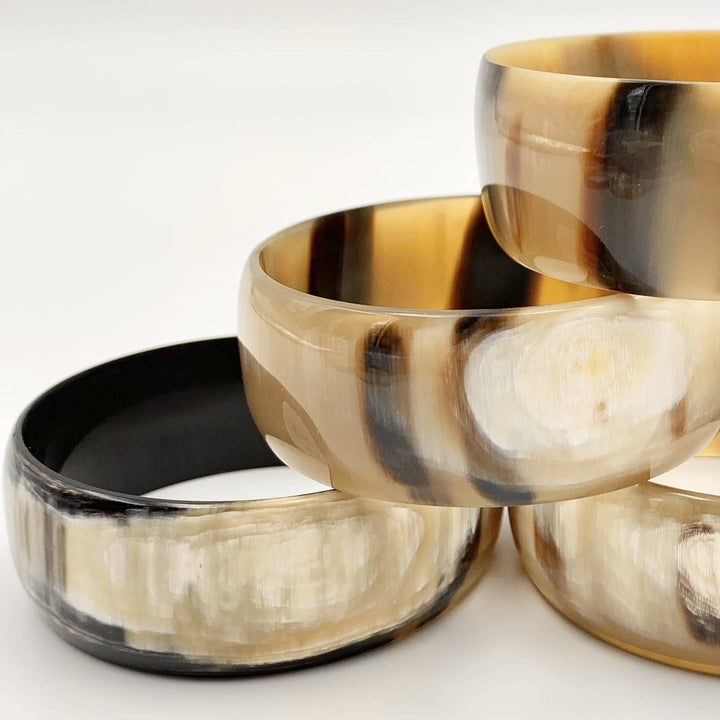 Horn Bangle, Wide