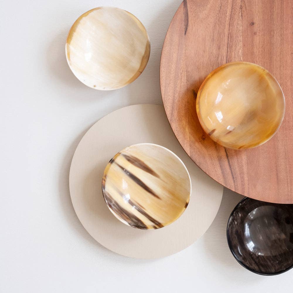 Small Bowls, Horn