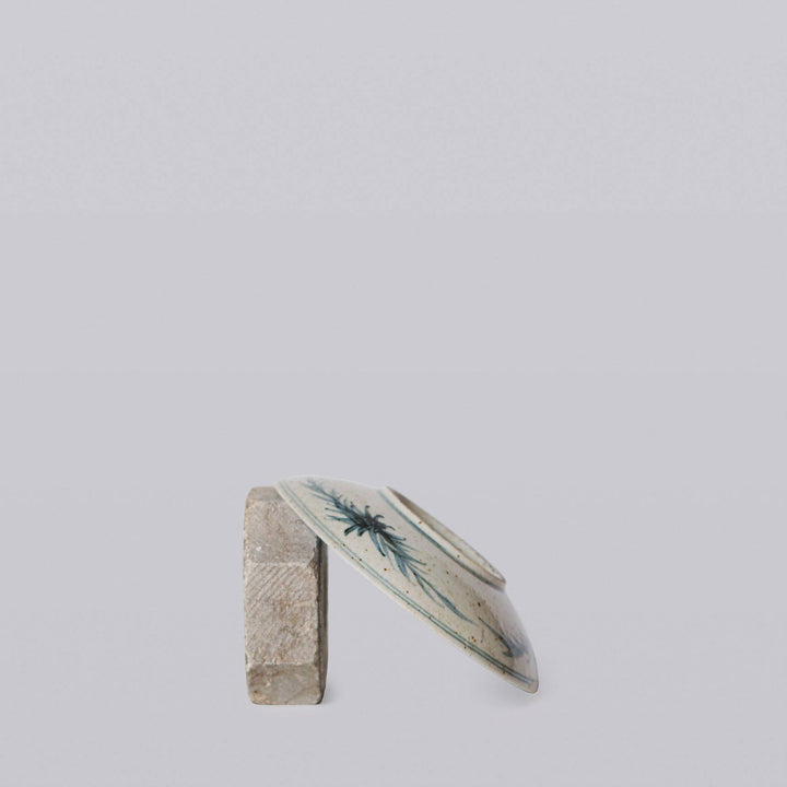 Blue and White Porcelain Dancing Crane Dish