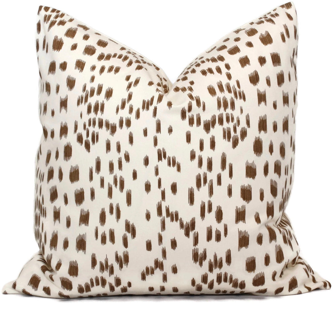 Brunshwig & Fils Les Touches Pillow in Brown, 22x22