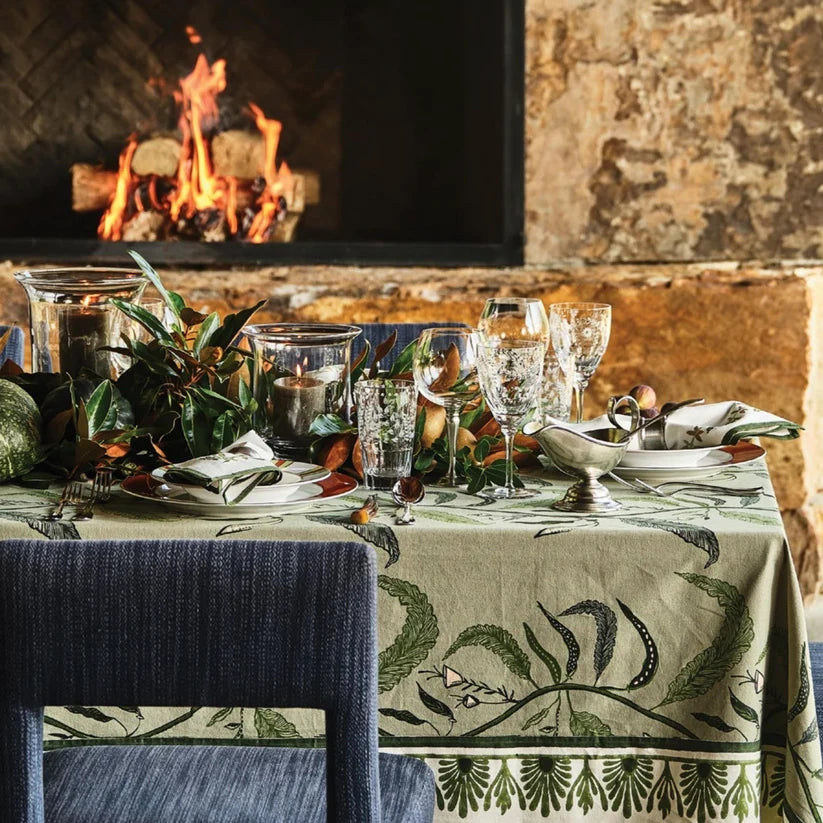 Tuileries Tablecloth in Evergreen, 72x127 | Maison Venu